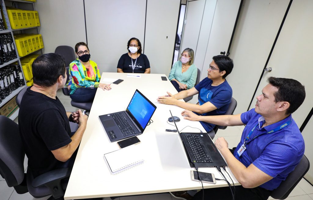 Reunião realizada na sede da instituição previdenciária, para homologação de novas funcionalidades da ferramenta tecnológica.