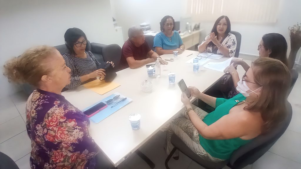 Encontro visou dialogar sobre pautas apresentadas pela entidade de classe